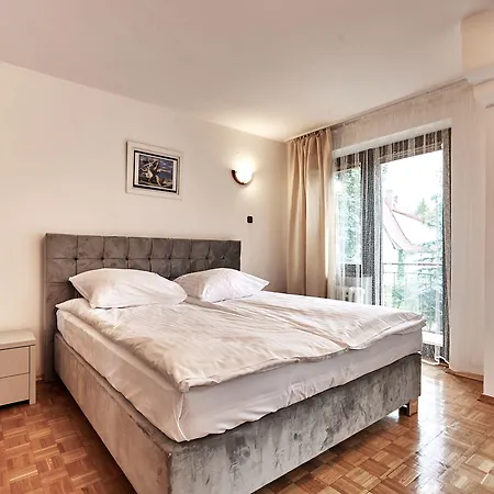 I Gorski Potok بيت للعطل زاكوباني